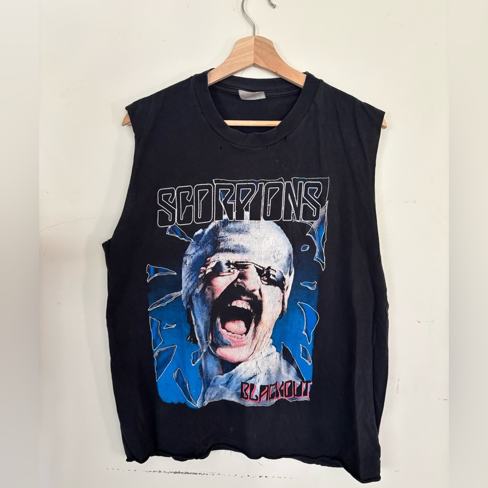 Vintage scorpion T-shirt